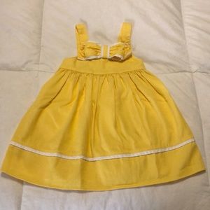 Yellow bow dress